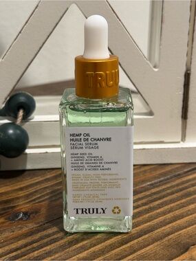 TRULY Facial Hemp Oil Serum